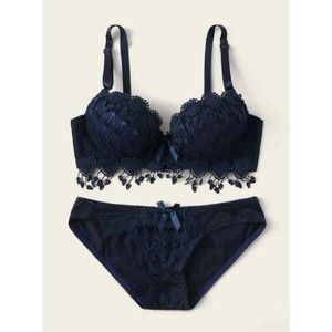 Size 10 Large Navy Blue Crochet Trim Underwire Lingerie Set